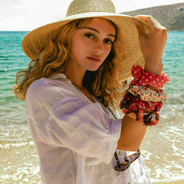 Full 20210526130246 summer essentials axesouar mallion