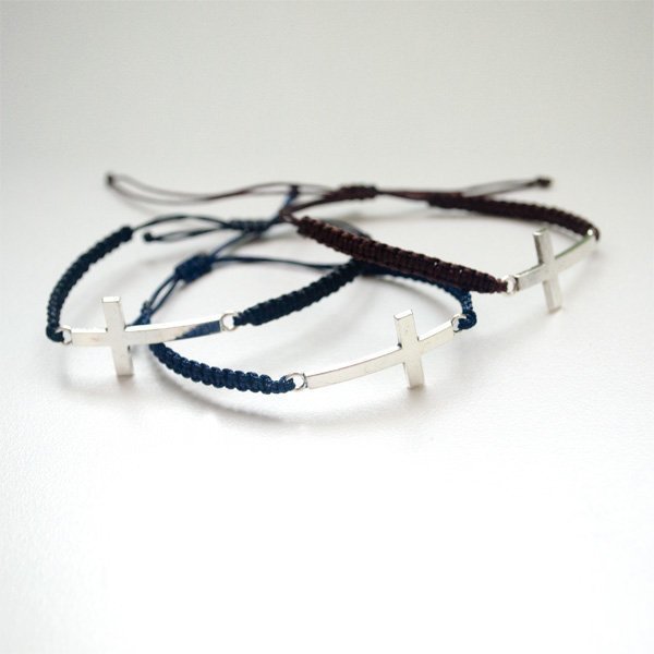 Thin Cross Macrame Bracelet