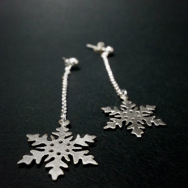 "Snowflakes" - Επάργυρα σκουλαρίκια σε σχήμα χιονονιφάδας!