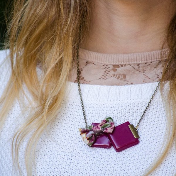 Square Bow Necklace