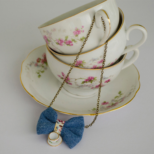 Τea & Bow