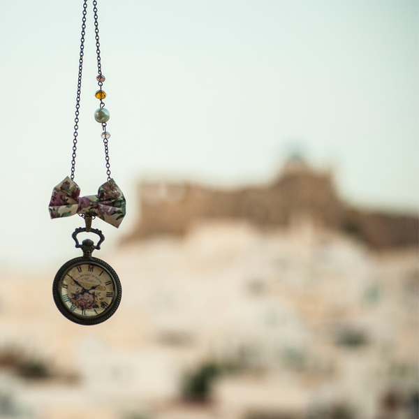Τhe Clock is Ticking Romantic Edition