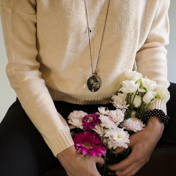 Black Flower Necklace