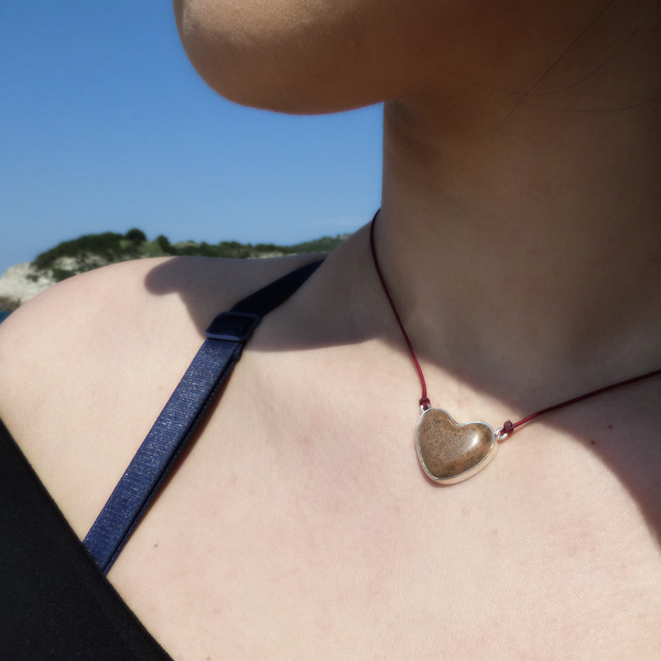 " Love pebble Necklace " - Χειροποίητο επάργυρο μενταγιόν με βότσαλο!