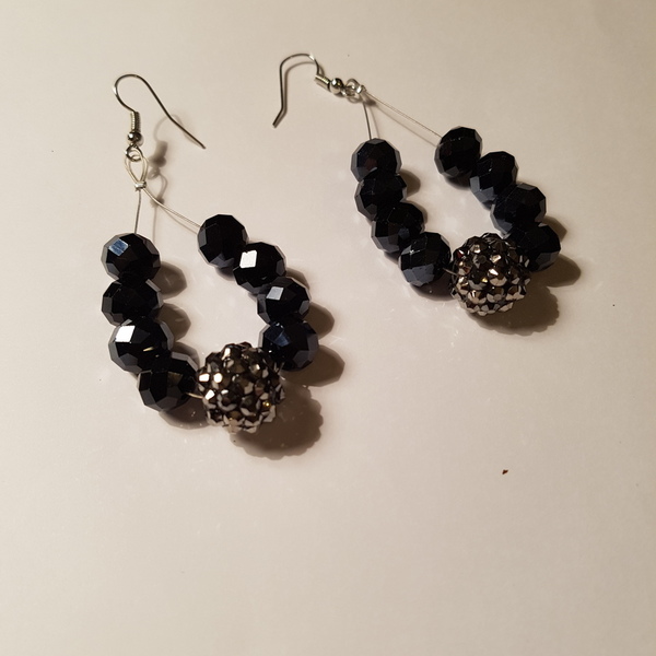 earrings / σκουλαρικια