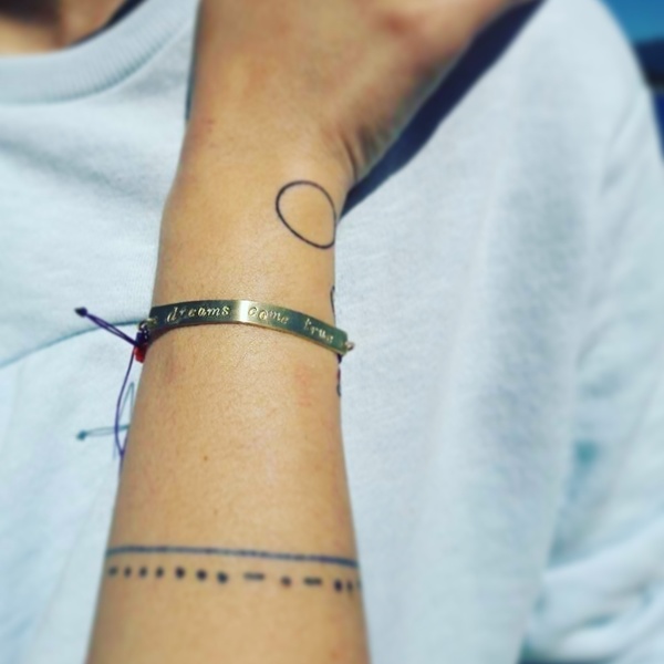 *Dreaming* minimal brachelet