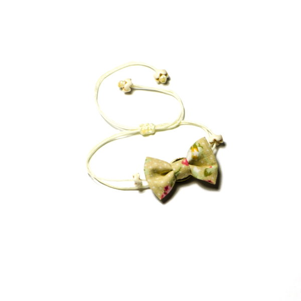Beige Floral Bow Bracelet