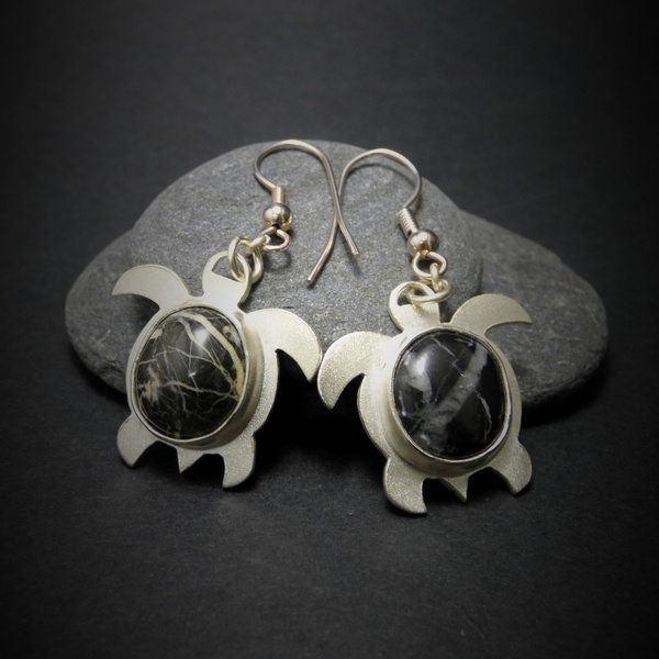 " Carreta-Carreta Earings "- Xειροποίητα επάργυρα σκουλαρίκια χελωνίτσες με φυσικά βότσαλα!