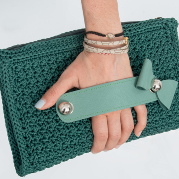Πλεκτό clutch χειρός