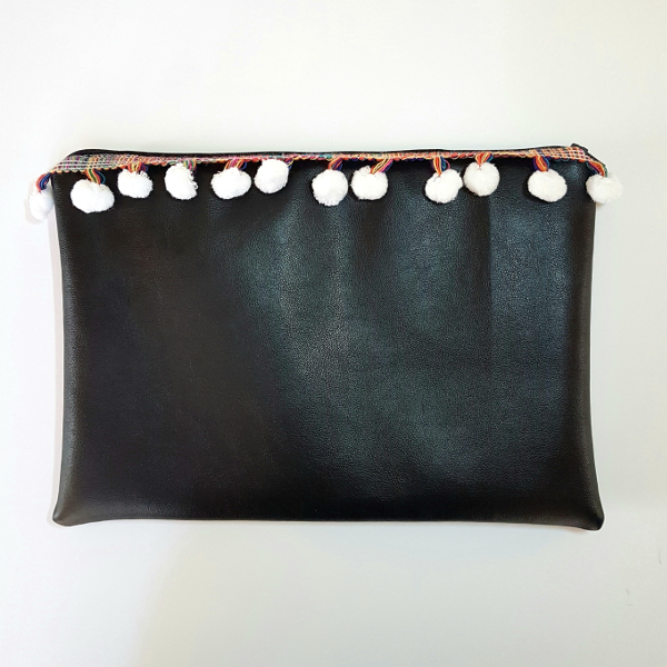 Jazzberry Pouch White Pompons