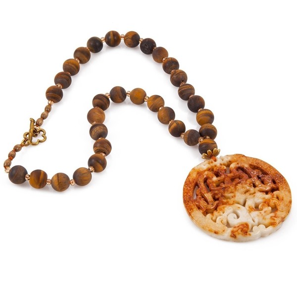 Μακρύ κολιέ ∘BOHO∘ με έθνικ στοιχείο από μελί Jade