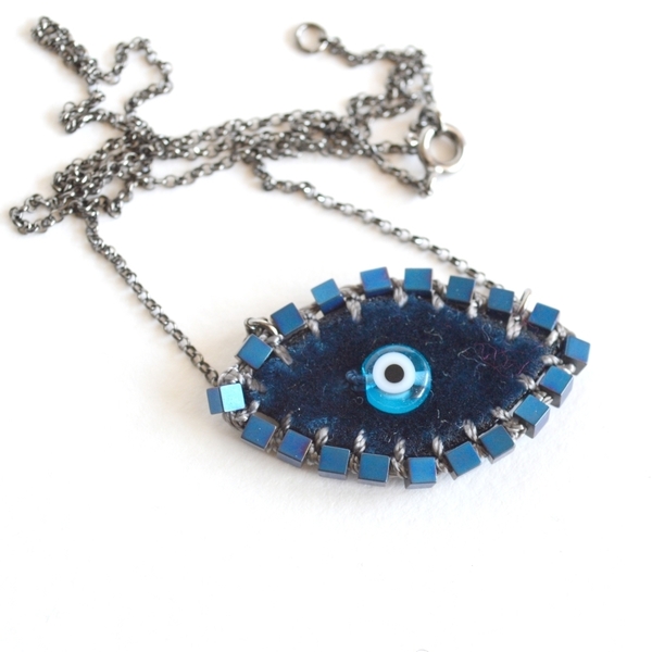 Κολιέ Evil eye κεντητό βελούδινο μπλε