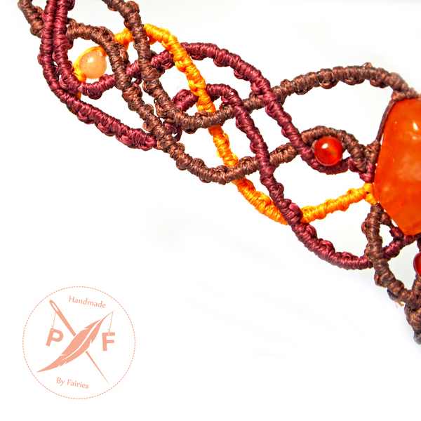 Statment boho chic macrame πλεκτό περιδέραιο με Κορνεόλη.