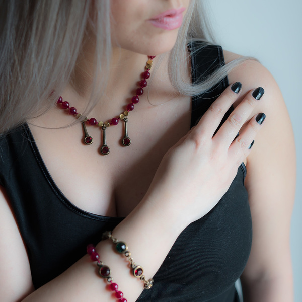 Μακρύ κολιέ ∘PARTYWEAR∘ με μπορντώ αχάτη & Swarovski