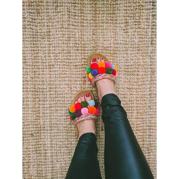 Party sandals pompoms