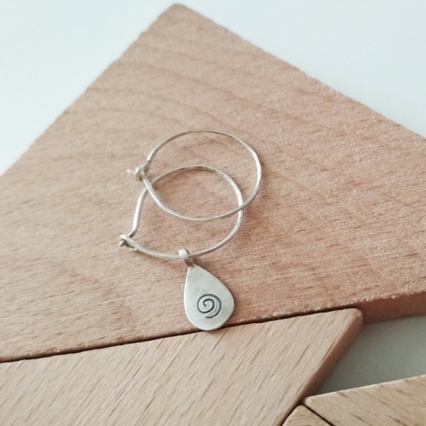 ~tiNy hoOps~ x2 μικροί κρίκοι με λεπτομέρεια
