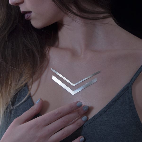 Πρωτότυπο επικολλητό κόσμημα για το σώμα / Body jewel / 2V
