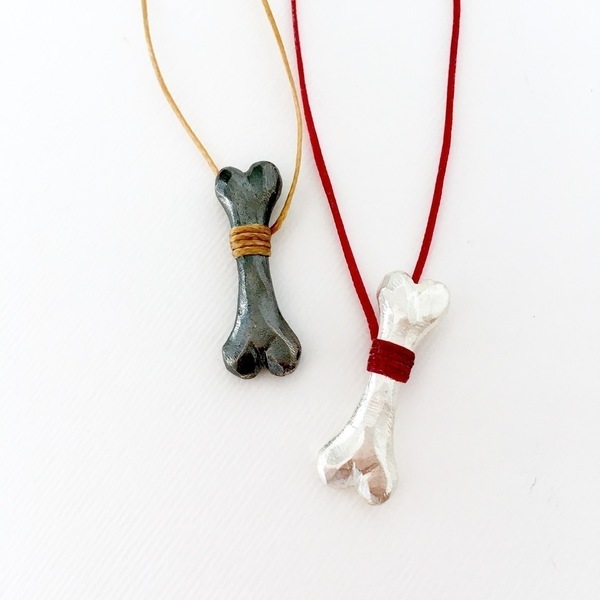 "the bone pendant"//ασήμι 925 - σε κόκκινο χρώμα
