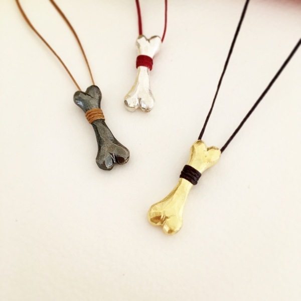 "the bone pendant"//ασήμι 925 - σε κόκκινο χρώμα