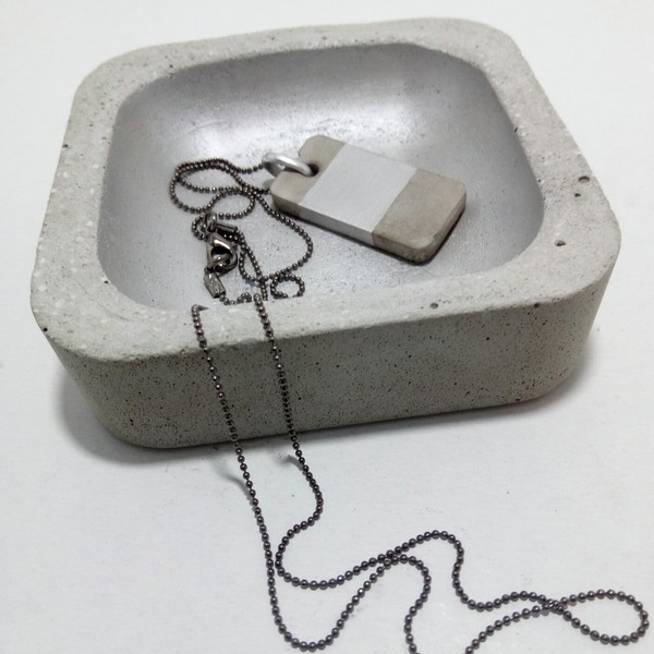 Διακοσμητικό πιατάκι //square dish