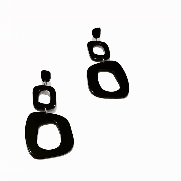 “Black Elegance”