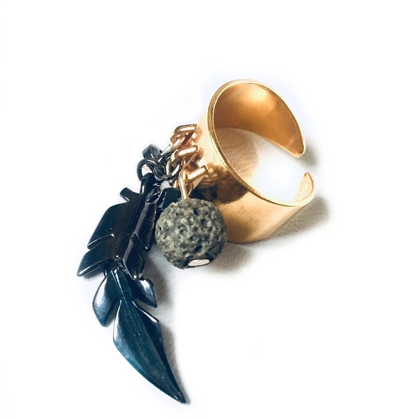 Feather lava & hematite ring