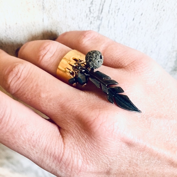 Feather lava & hematite ring