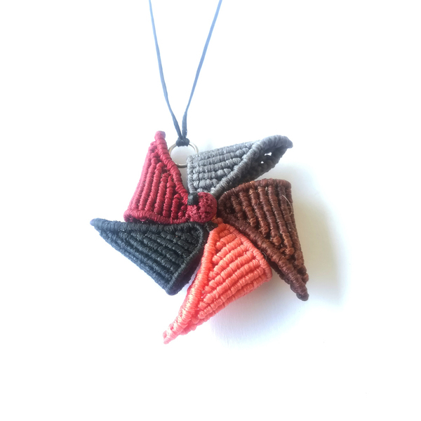 "Windmill Macrame Necklace"