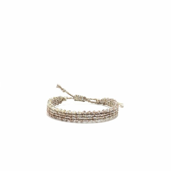 Βραχιόλι πλεκτό macrame με ασημόχρυσο κηρόνημα