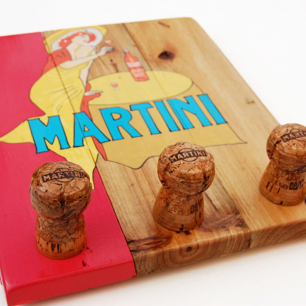 MARTINI_μοναδική επίτοιχη κρεμάστρα-κοσμηματοθήκη