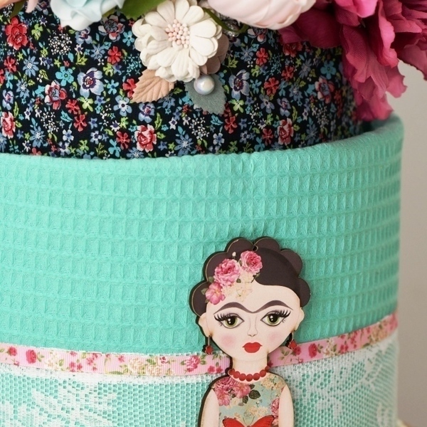 Διώροφη τούρτα Baby Cake "Frida Kahlo y La Casa Azul"