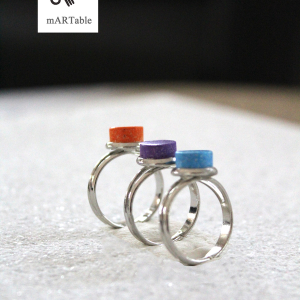 C o l o r f u l Natural Stone Ring