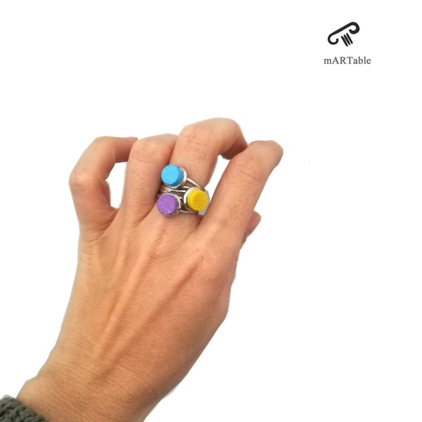 C o l o r f u l Natural Stone Ring