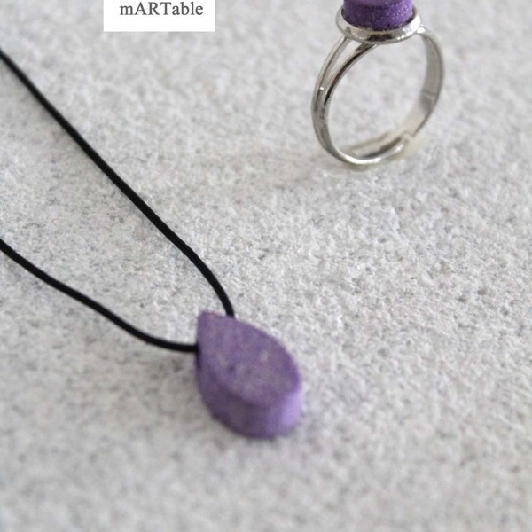 C o l o r f u l Natural Stone Ring