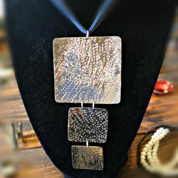 Handmade necklace "Classic" / Μακρύ σφυρήλατο κολιέ της σειράς Classic με αυξομειούμενο κορδόνι