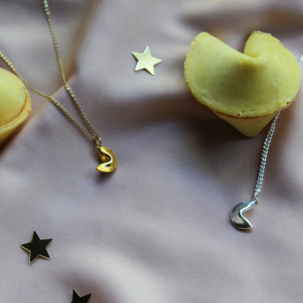 _fortune cookie necklace - lucky charm 2020 - γούρι κολιέ 2020