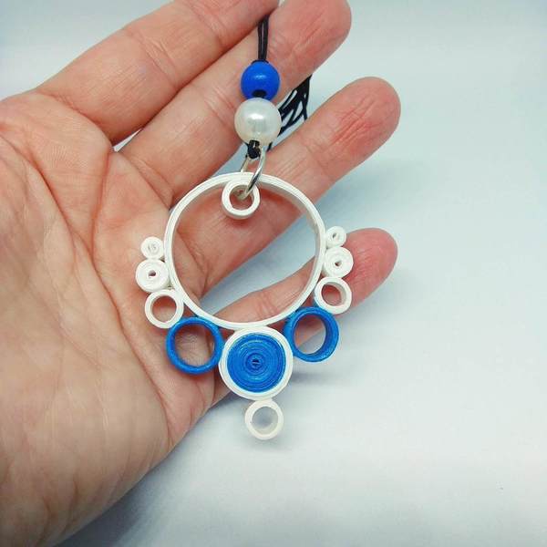 Κρεμαστό Quilling μενταγιόν.