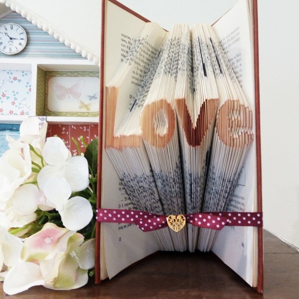 Βιβλίο book folding LOVE