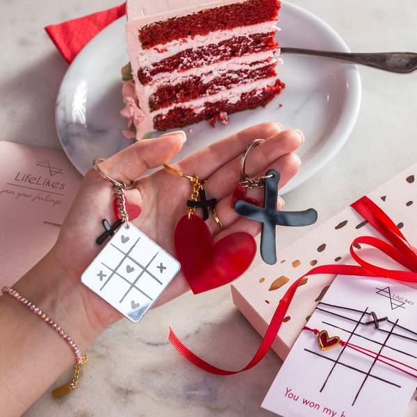 VALENTINE ΜΠΡΕΛΟΚ ΓΙΑ ΕΜΕΝΑ ΚΑΙ ΕΣΕΝΑ
