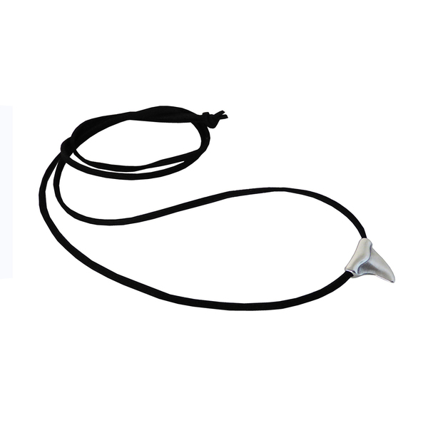 Ανδρικό μενταγιόν shark tooth silver