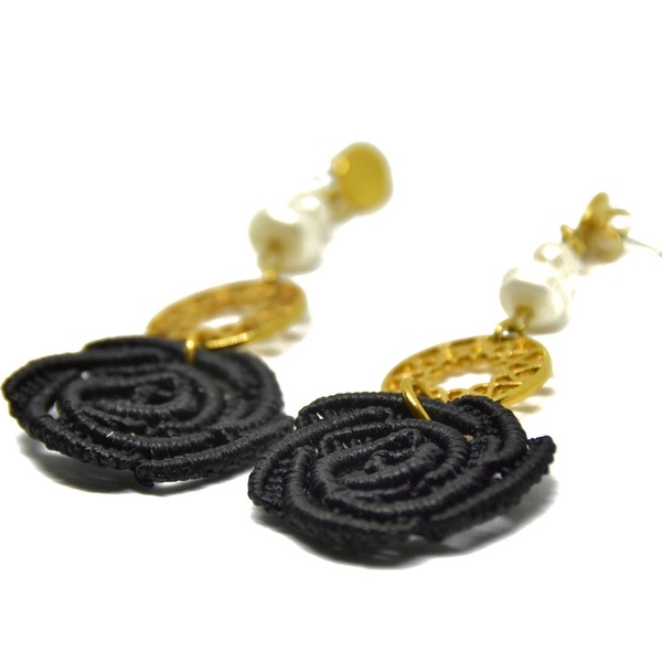 Macrame skoularikia triandafilo