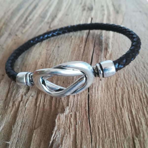 Αντρικό βραχιόλι με χοντρό snake cord