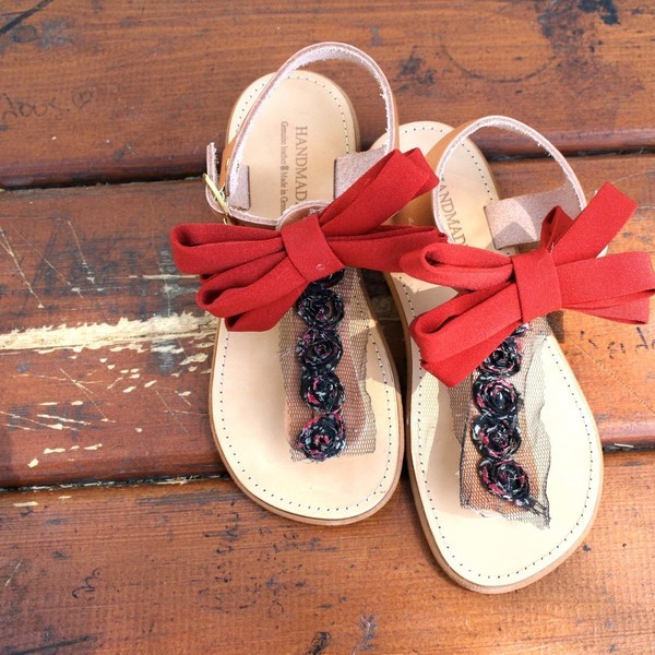 Bow sandals for girls,handmade and 100% made of genuine leather.