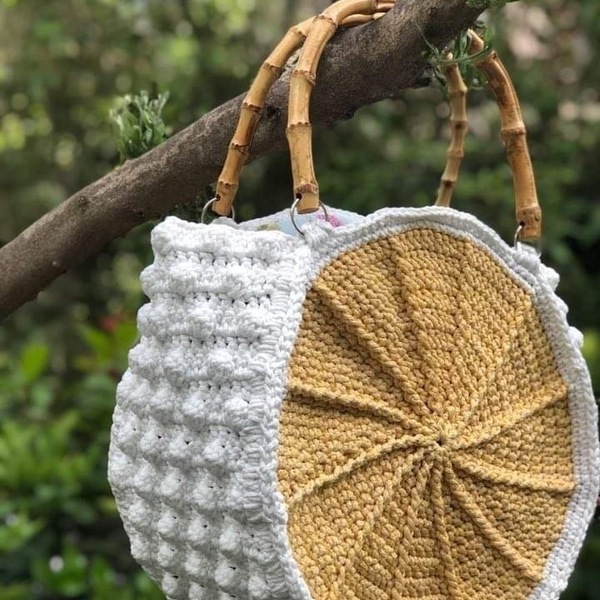 Crochet τσάντα σε σχήμα ρόδας