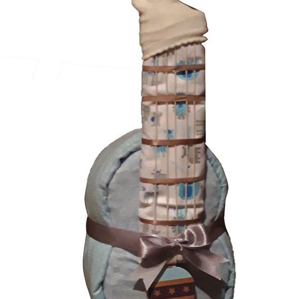 Diaper Cake (Diaper Guitar)