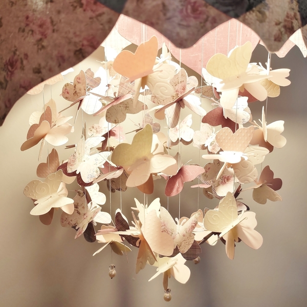 Handmade girly φωτιστικό. Γκρί - εκρού - baby pink - vintage floral