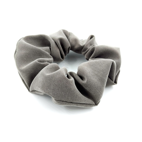 Σετ scrunchies ροζ τριαντάφυλλα και γκρι.