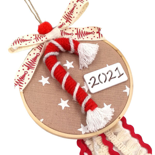 Γούρι 2021 σε τελάρο Κόκκινο